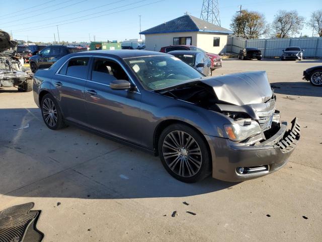 Photo 4 from auction – 2013 CHRYSLER 300 S with VIN 2C3CCABG5DH657998
