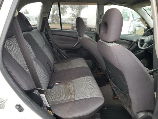 Photo 11 from auction – 2005 TOYOTA RAV4 with VIN JTEGD20V950095588