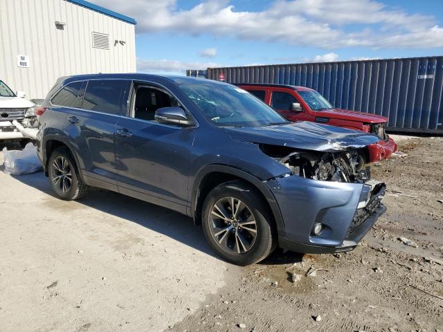 Photo 4 from auction – 2017 TOYOTA HIGHLANDER with VIN 5TDBZRFH8HS368323