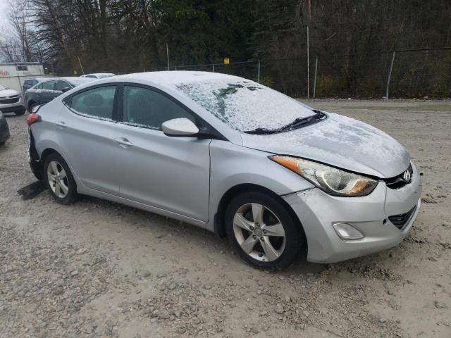 Photo 4 from auction – 2012 HYUNDAI ELANTRA GL with VIN 5NPDH4AE3CH112567