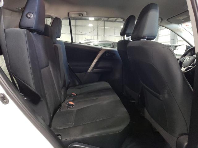 Photo 11 from auction – 2018 TOYOTA RAV4 LE with VIN 2T3ZFREV0JW489611