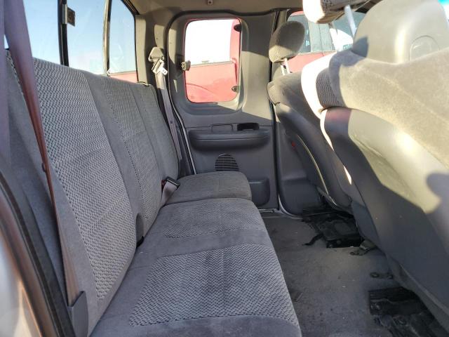 Photo 10 from auction – 2002 FORD F150 with VIN 1FTRX18W32NA93524
