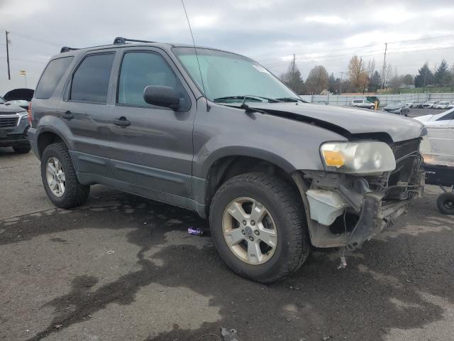 Photo 4 from auction – 2005 FORD ESCAPE XLT with VIN 1FMYU93115KB28352