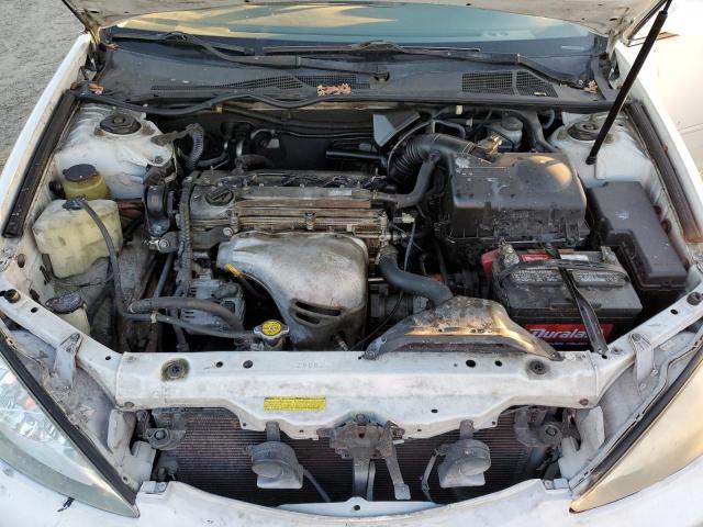 Photo 11 from auction – 2002 TOYOTA CAMRY LE with VIN 4T1BE32K62U112741