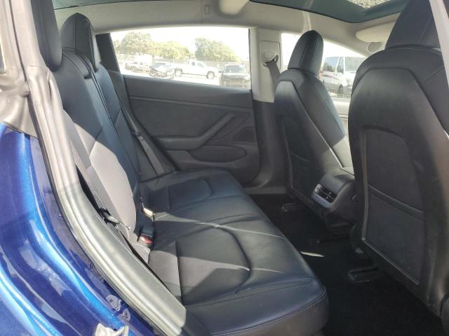 Photo 11 from auction – 2018 TESLA MODEL 3 with VIN 5YJ3E1EA4JF014556