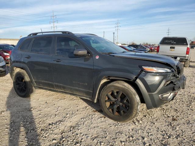 Photo 4 from auction – 2017 JEEP CHEROKEE T with VIN 1C4PJMBS4HW633854