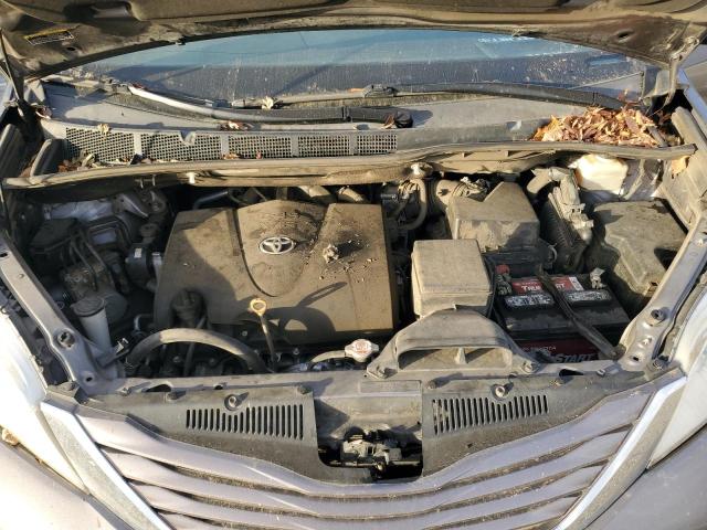 Photo 11 from auction – 2017 TOYOTA SIENNA LE with VIN 5TDKZ3DC9HS866101