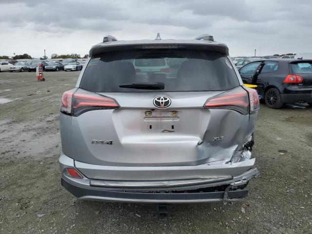 Photo 6 from auction – 2017 TOYOTA RAV4 XLE with VIN 2T3WFREV5HW367615
