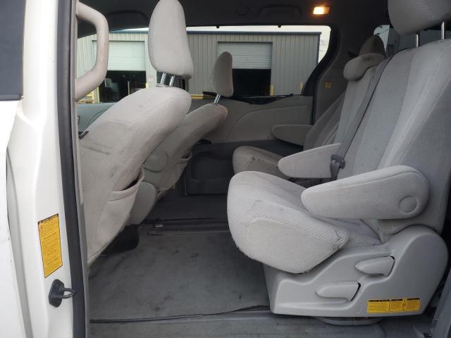 Photo 11 from auction – 2011 TOYOTA SIENNA LE with VIN 5TDKK3DCXBS004081