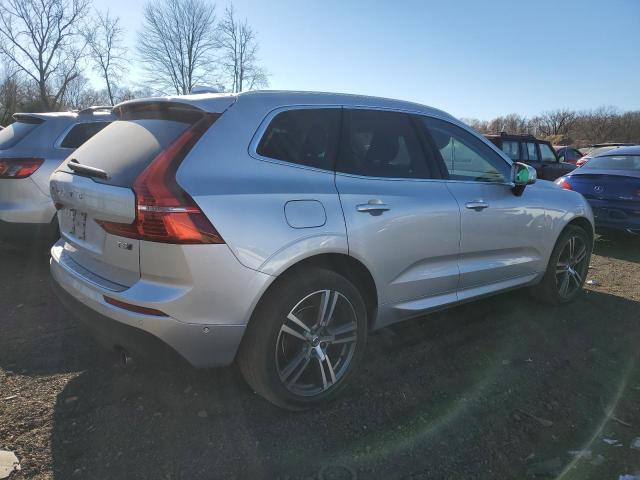 Photo 3 from auction – 2018 VOLVO XC60 T5 with VIN LYV102RK3JB097333