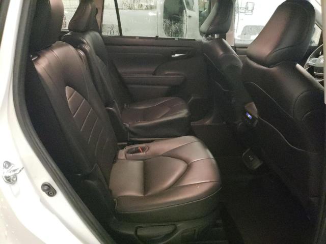 Photo 11 from auction – 2022 TOYOTA HIGHLANDER with VIN 5TDGZRBH1NS567348