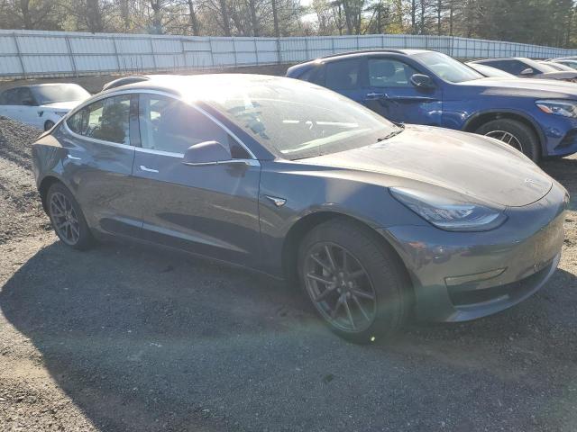 Photo 4 from auction – 2018 TESLA MODEL 3 with VIN 5YJ3E1EA5JF008670