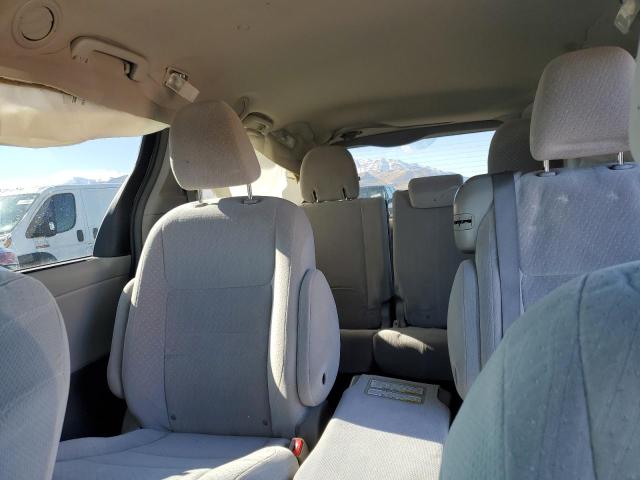 Photo 10 from auction – 2015 TOYOTA SIENNA LE with VIN 5TDKK3DC0FS638361