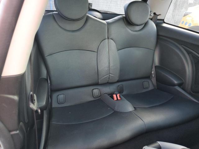 Photo 10 from auction – 2010 MINI COOPER with VIN WMWMF3C54ATZ23717