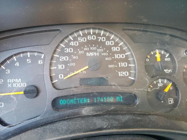Photo 9 from auction – 2005 CHEVROLET SILVERADO with VIN 1GCEC19T05E302267