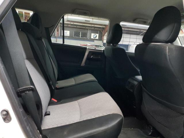 Photo 11 from auction – 2014 TOYOTA 4RUNNER SR with VIN JTEBU5JRXE5192797