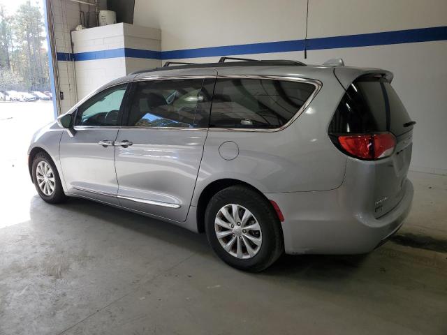 Photo 2 from auction – 2017 CHRYSLER PACIFICA T with VIN 2C4RC1BG6HR687937