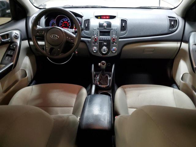Zdjęcie 8 z aukcji – 2013 KIA FORTE EX z VIN KNAFU4A29D5727083