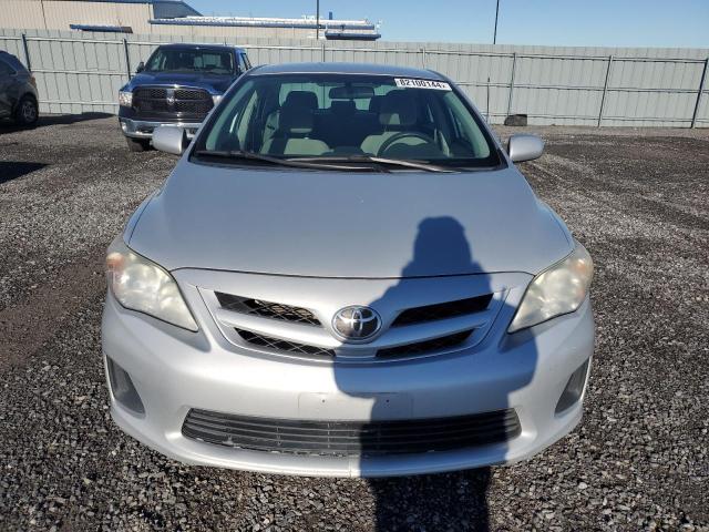 Zdjęcie 5 z aukcji – 2013 TOYOTA COROLLA BA z VIN 2T1BU4EE2DC919843