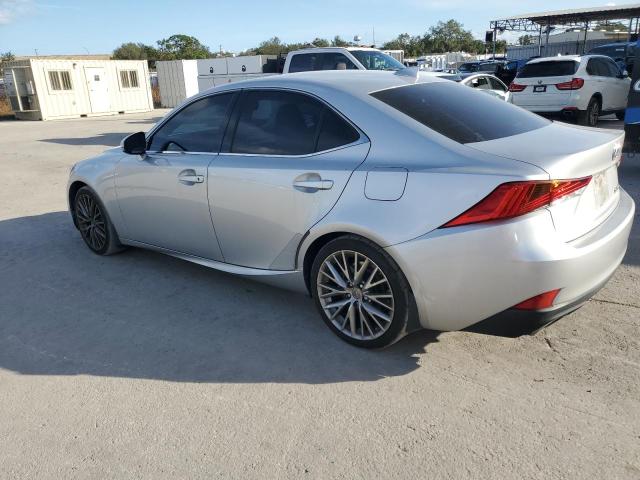 Photo 2 from auction – 2017 LEXUS IS 200T with VIN JTHBA1D21H5038731