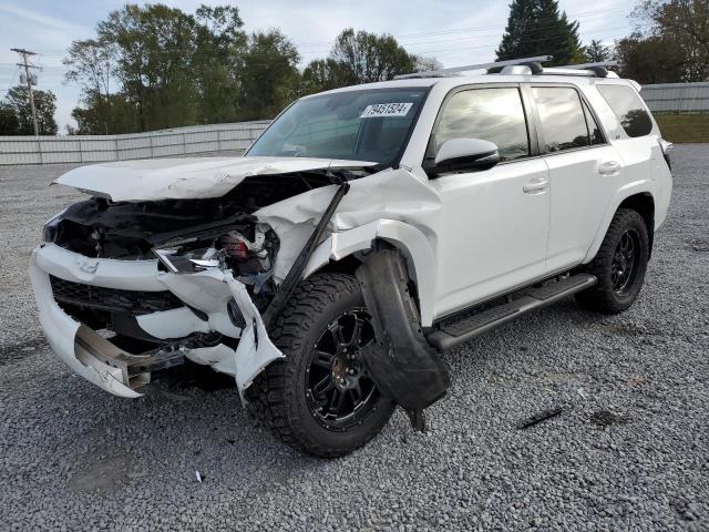 TOYOTA 4RUNNER SR 2018 with VIN JTEZU5JR5J5184695 - Photo from auction