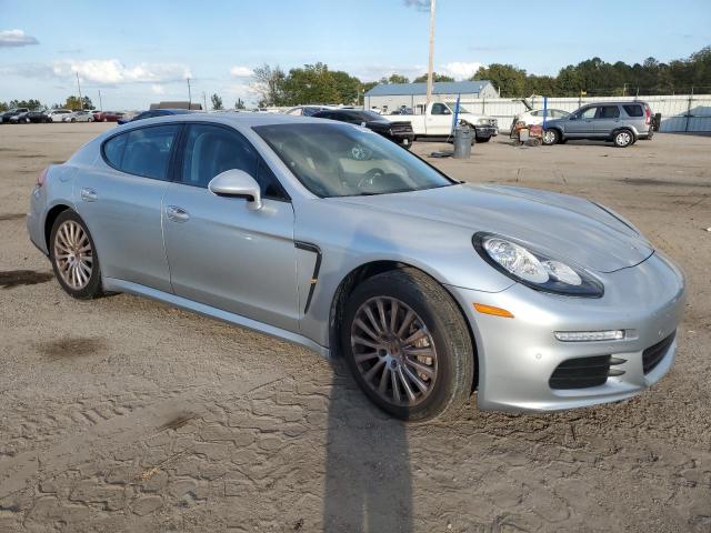 Photo 4 from auction – 2014 PORSCHE PANAMERA 2 with VIN WP0AA2A70EL005035