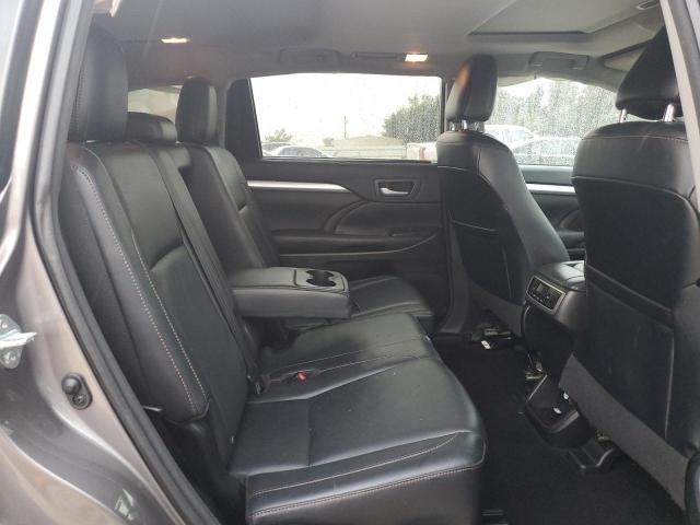 Photo 11 from auction – 2016 TOYOTA HIGHLANDER with VIN 5TDKKRFH0GS158043