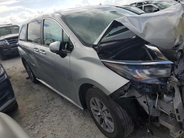 Photo 4 from auction – 2024 TOYOTA SIENNA LE with VIN 5TDKRKEC2RS202958