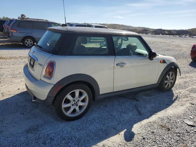 Photo 3 from auction – 2010 MINI COOPER with VIN WMWMF3C50ATZ65706