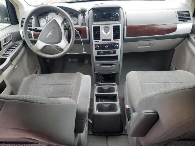 Photo 8 from auction – 2010 CHRYSLER TOWN & COU with VIN 2A4RR5D11AR373529