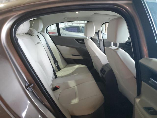 Photo 10 from auction – 2017 JAGUAR XE PREMIUM with VIN SAJAD4BG4HA970161