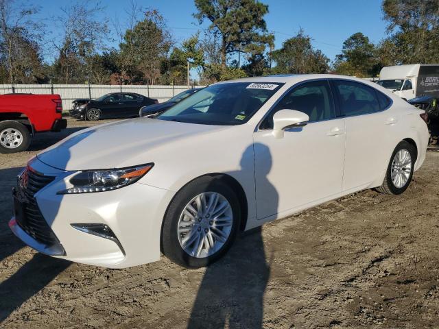 LEXUS ES 350 2017 with VIN 58ABK1GG7HU054044 - Photo from auction