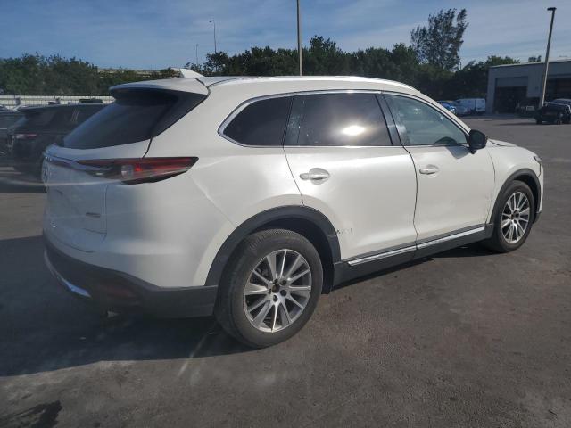 Photo 3 from auction – 2018 MAZDA CX-9 GRAND with VIN JM3TCBDYXJ0200361