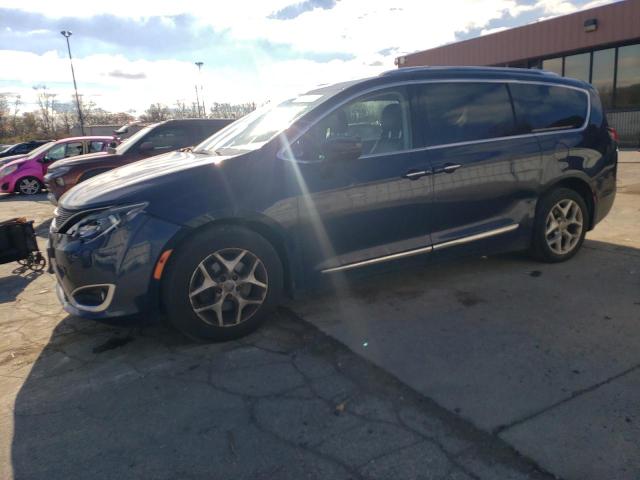 CHRYSLER PACIFICA T 2017 with VIN 2C4RC1EG0HR816878 - Photo from auction
