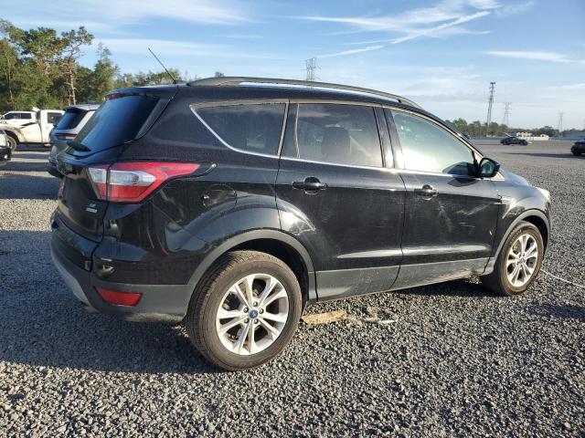 Photo 3 from auction – 2017 FORD ESCAPE SE with VIN 1FMCU0GD7HUD04999