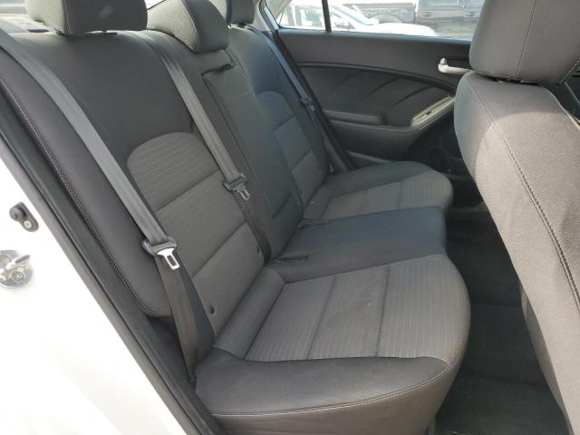 Photo 10 from auction – 2018 KIA FORTE LX with VIN 3KPFL4A76JE217842