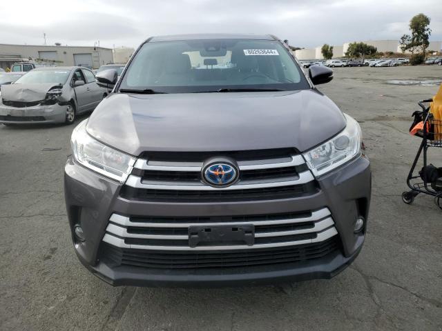 Photo 5 from auction – 2017 TOYOTA HIGHLANDER with VIN 5TDJGRFH5HS035708