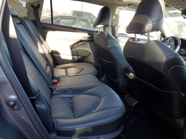 Photo 11 from auction – 2021 TOYOTA HIGHLANDER with VIN 5TDHZRBH9MS111200