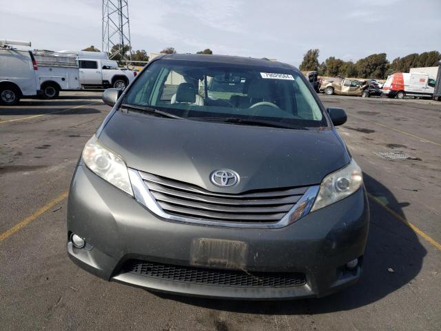 Photo 5 from auction – 2012 TOYOTA SIENNA XLE with VIN 5TDYK3DC2CS190498