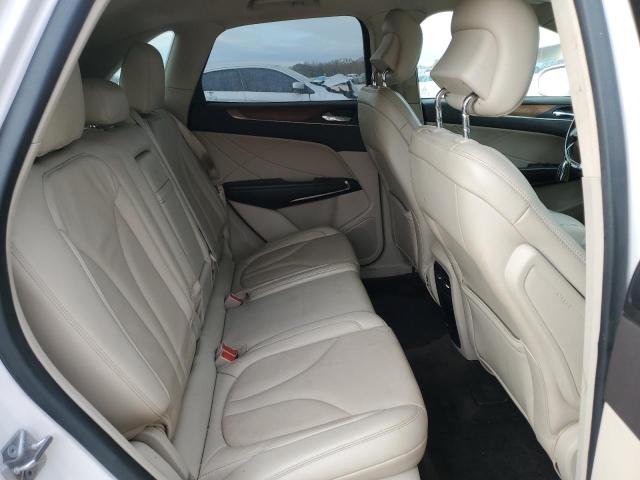 Photo 11 from auction – 2017 LINCOLN MKC SELECT with VIN 5LMCJ2D91HUL30967