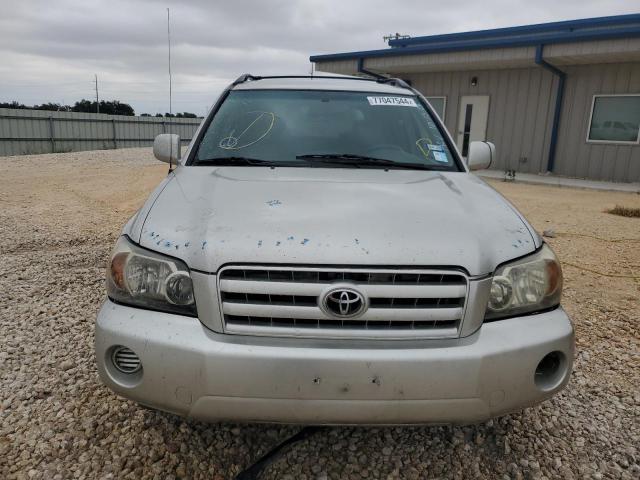Photo 5 from auction – 2004 TOYOTA HIGHLANDER with VIN JTEGP21A240030664