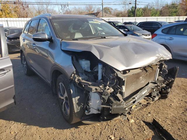 Photo 4 from auction – 2018 KIA SORENTO EX with VIN 5XYPHDA59JG379455