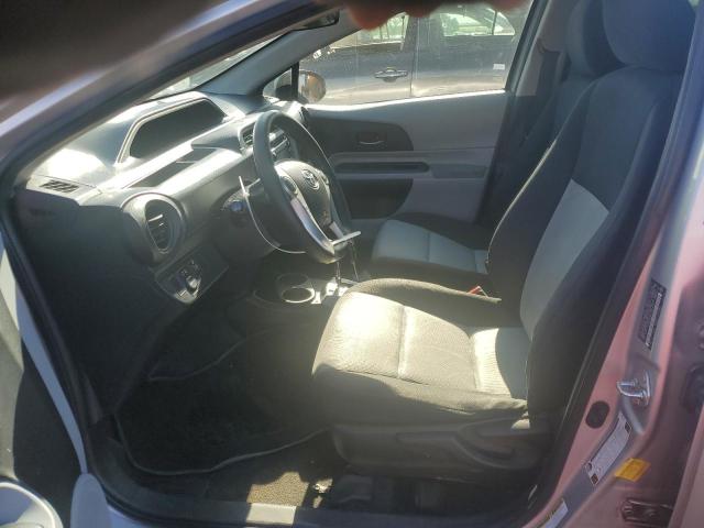 Photo 7 from auction – 2013 TOYOTA PRIUS C with VIN JTDKDTB32D1557210
