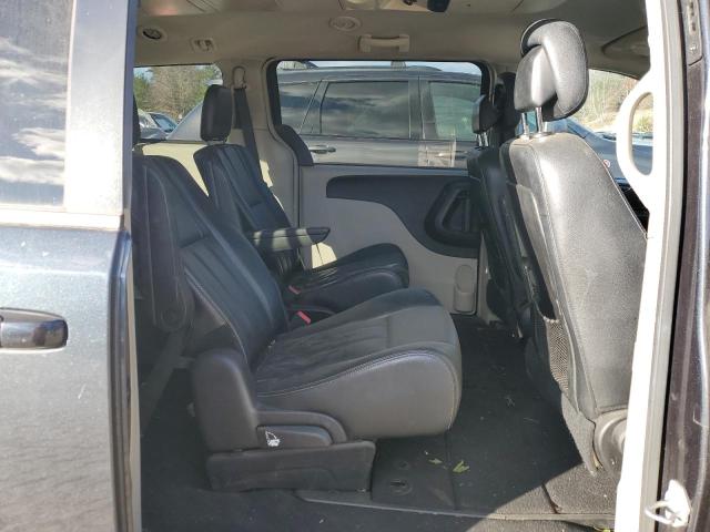 Photo 11 from auction – 2014 CHRYSLER TOWN & COU with VIN 2C4RC1BG3ER397702