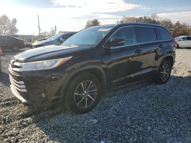 TOYOTA HIGHLANDER 2017 with VIN 5TDJZRFH9HS374238 - Photo from auction
