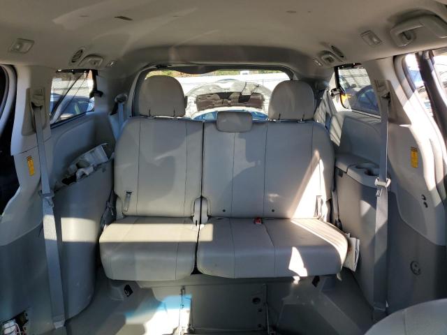 Photo 10 from auction – 2014 TOYOTA SIENNA XLE with VIN 5TDYK3DC0ES428464