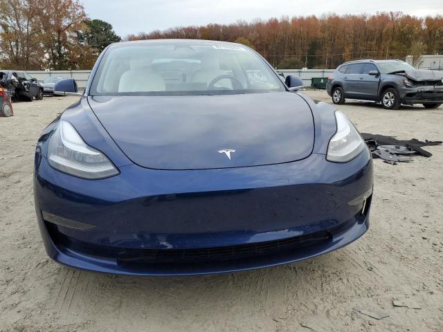 Photo 5 from auction – 2018 TESLA MODEL 3 with VIN 5YJ3E1EB8JF096610