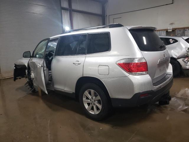 Photo 2 from auction – 2013 TOYOTA HIGHLANDER with VIN 5TDBK3EH4DS270449