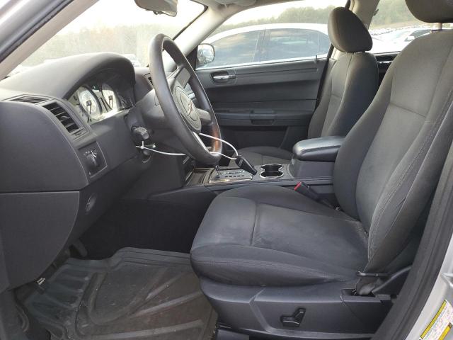 Photo 7 from auction – 2008 CHRYSLER 300 LX with VIN 2C3KA43R38H175829
