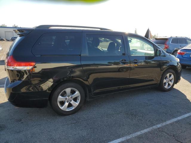 Photo 3 from auction – 2014 TOYOTA SIENNA LE with VIN 5TDKK3DCXES482988